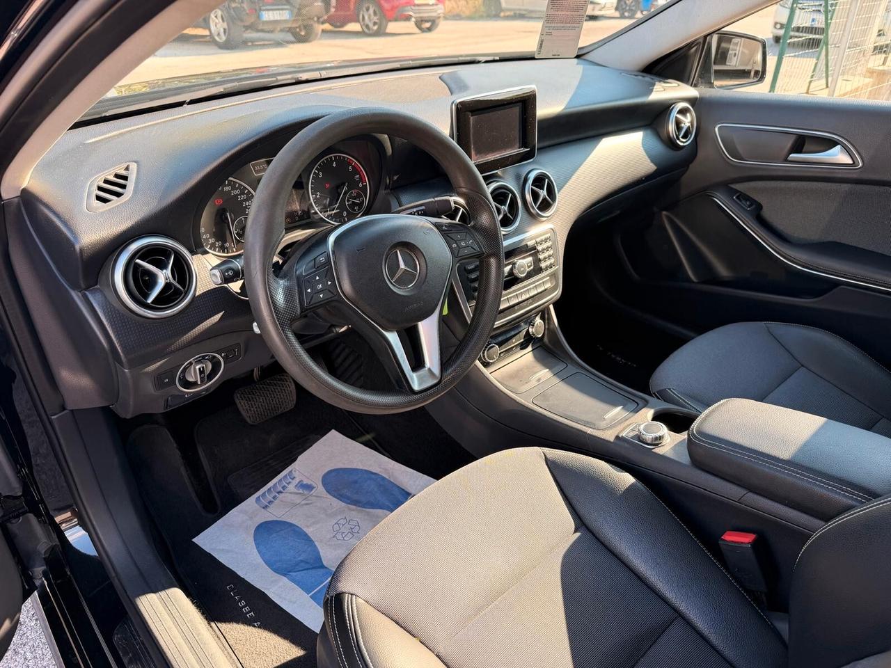 Mercedes-benz A 180 160 CDI Automatic Dark Night Edition