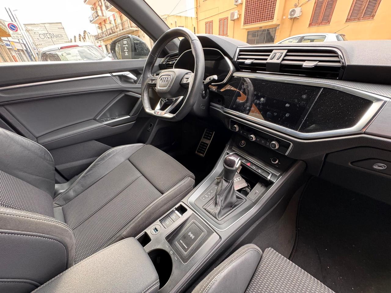 Audi Q3 35 TDI S tronic line edition TUA DA 400€ ANTICIPO 0