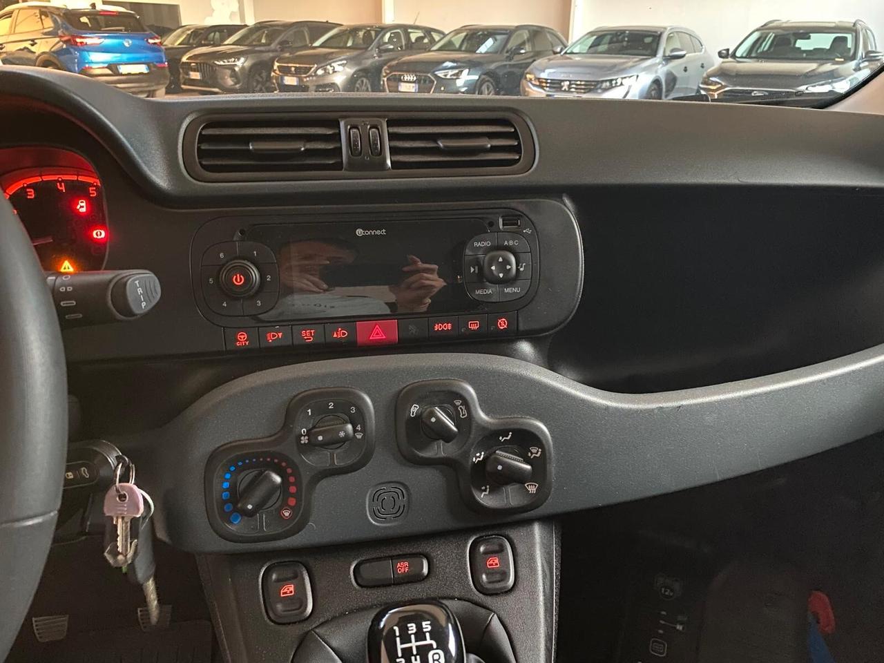 FIAT PANDA 1.2 LOUNGE 69CV - NEOPATENTATI