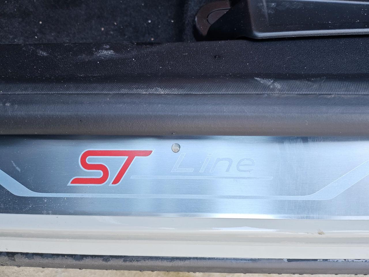 Ford Puma 1.0 EcoBoost Hybrid 125 CV S&S ST-Line