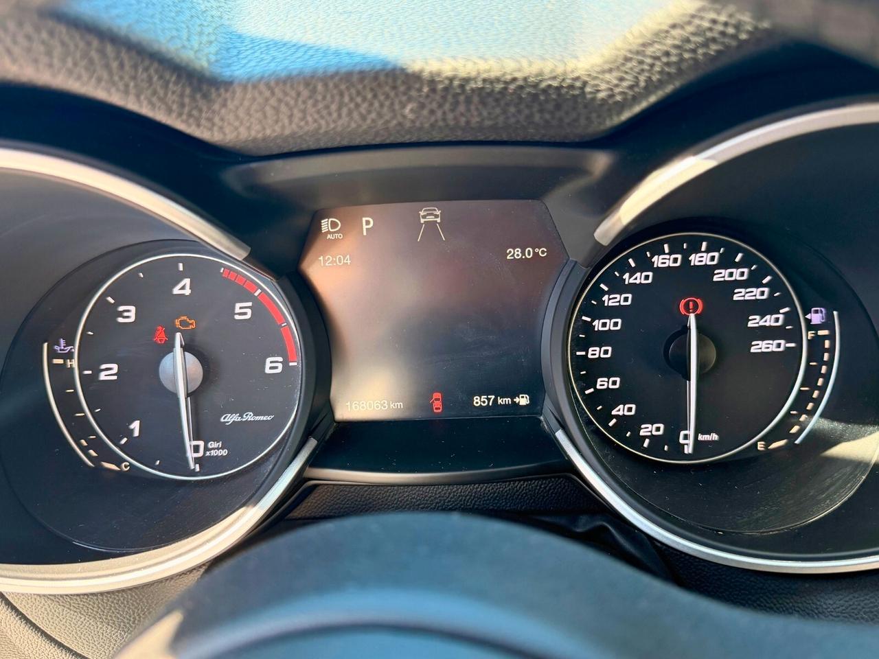 Alfa Romeo Stelvio 2.2 Turbodiesel 160 CV AT8 RWD Sport-Tech