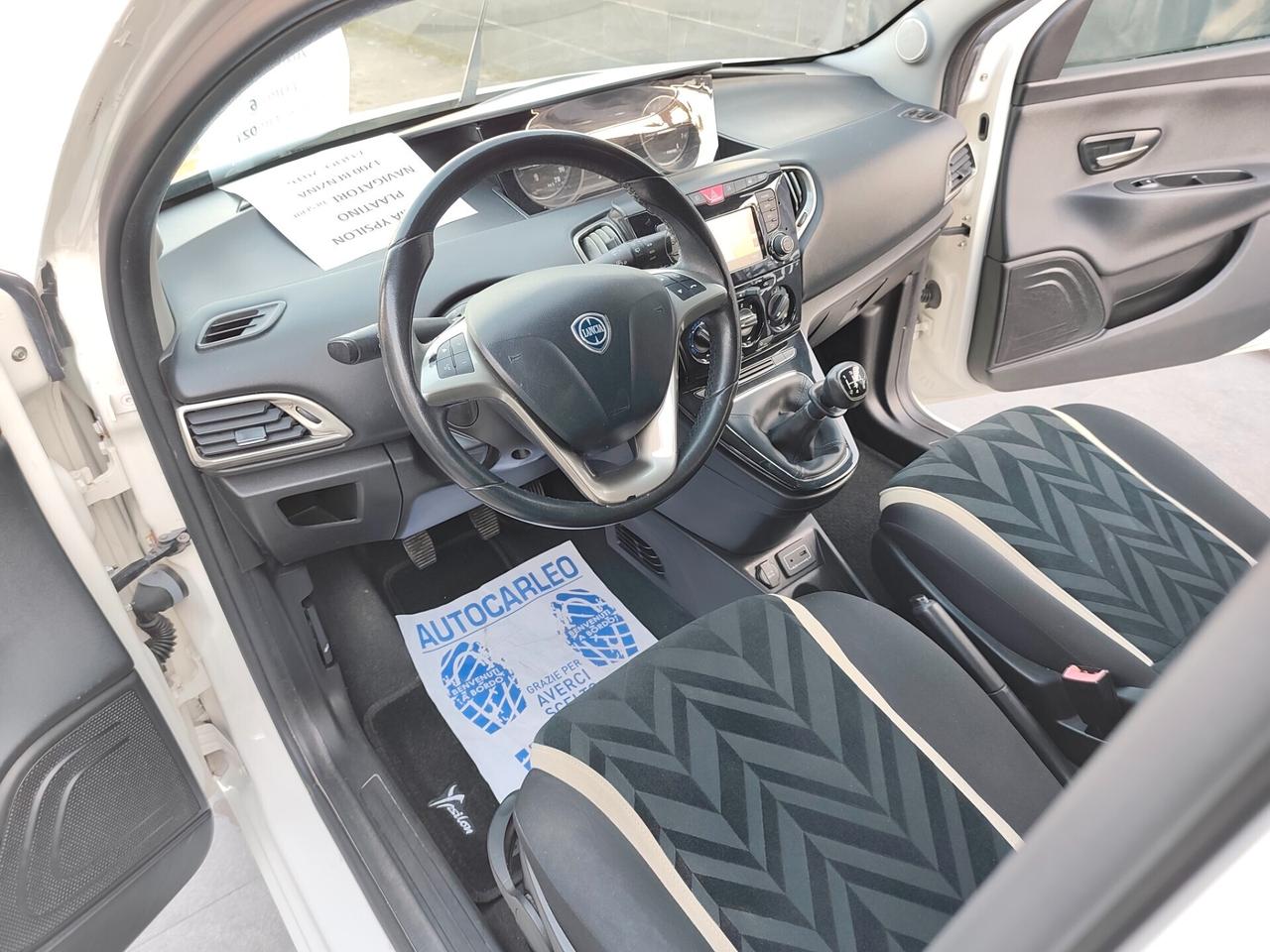 Lancia Ypsilon 1.2 BENZINA KM 68000 Platinum