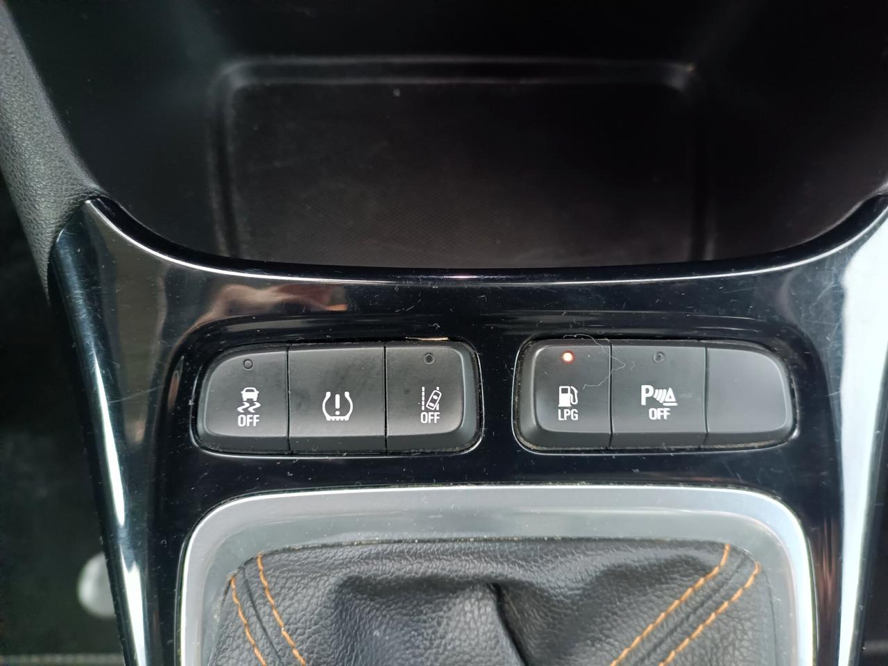 Opel Crossland X 1.2 GPL 12V Advance NEOPATENTATI