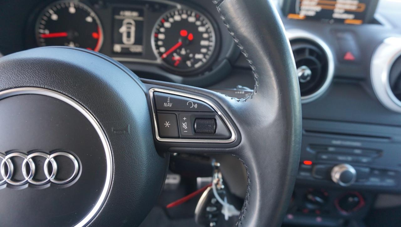 Audi A1 Sportback 1.6 tdi S Line Edition 90cv
