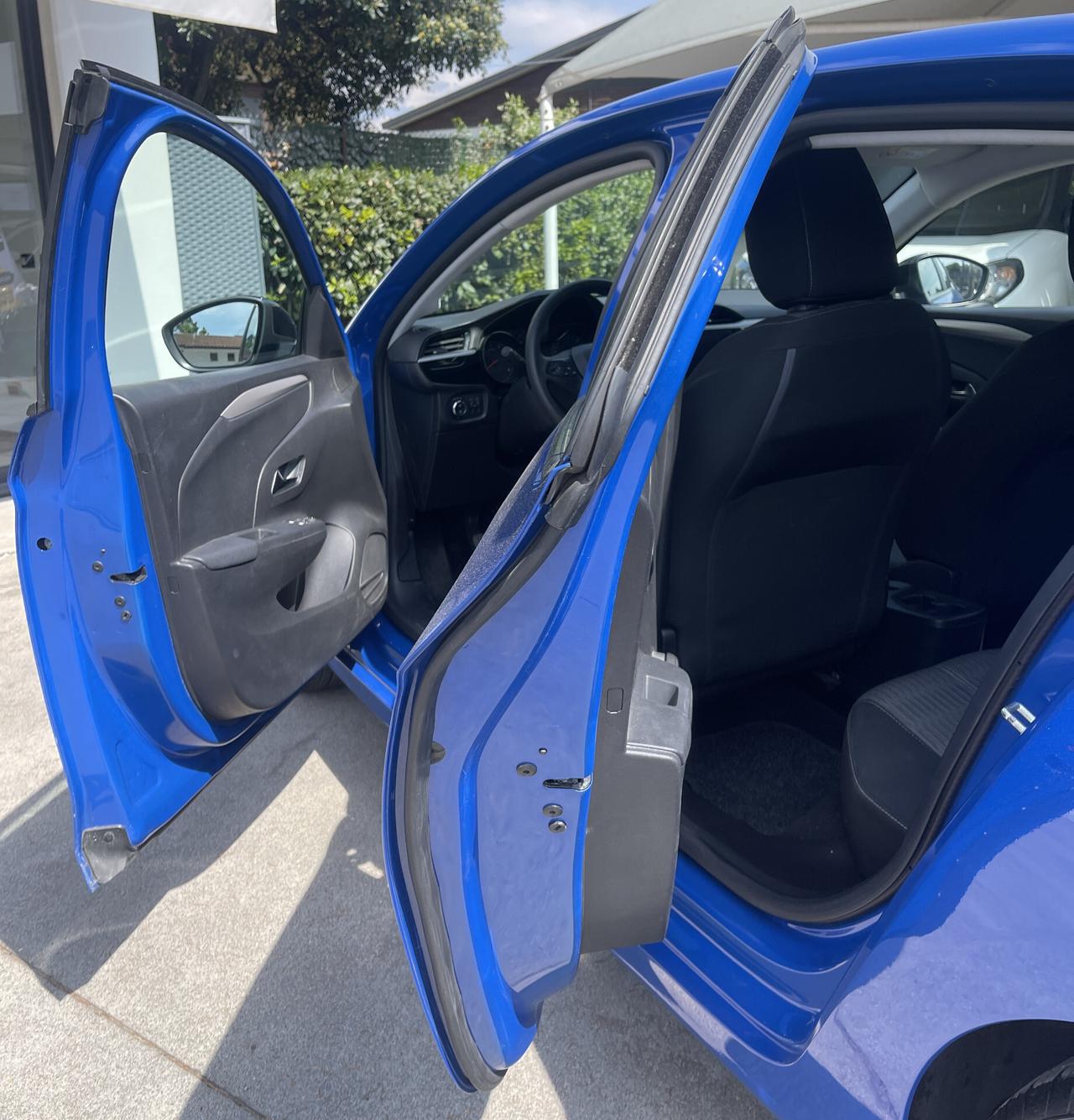 Opel Corsa 1.2 Edition NEOPATENTATI