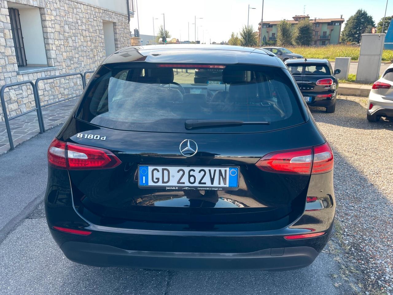 Mercedes-benz B 180 d Automatic Sport