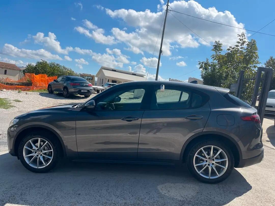 Alfa Romeo Stelvio 2.2 Turbodiesel 190 CV AT8 Q4 Executive