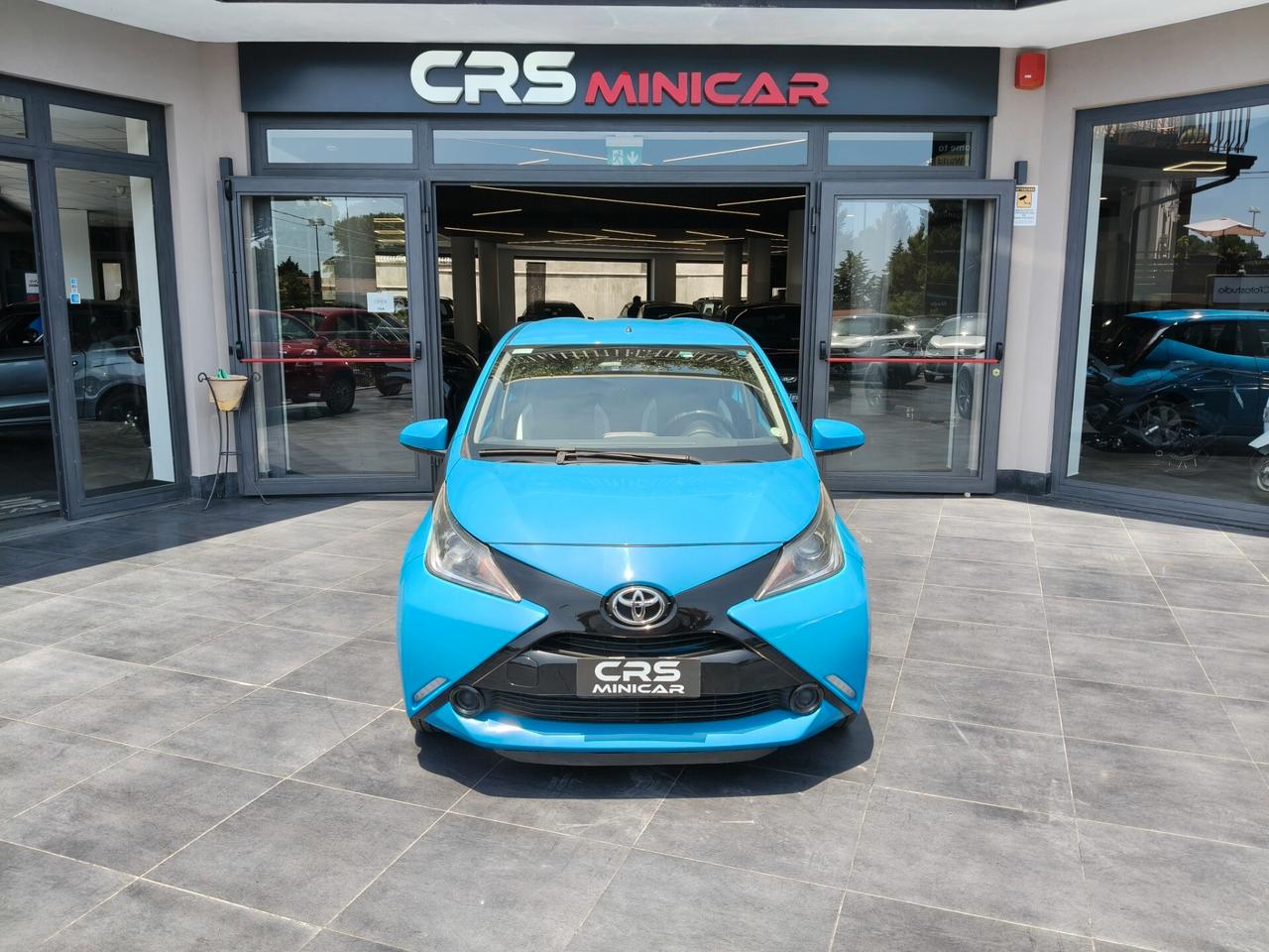 Toyota Aygo 1.0 VVT-i 69 CV 5 porte x-cool TSS