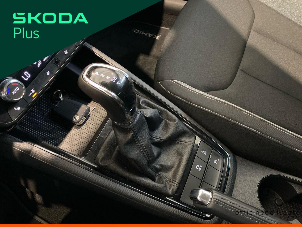 Skoda Kamiq 1.0 tsi 115cv black dots dsg