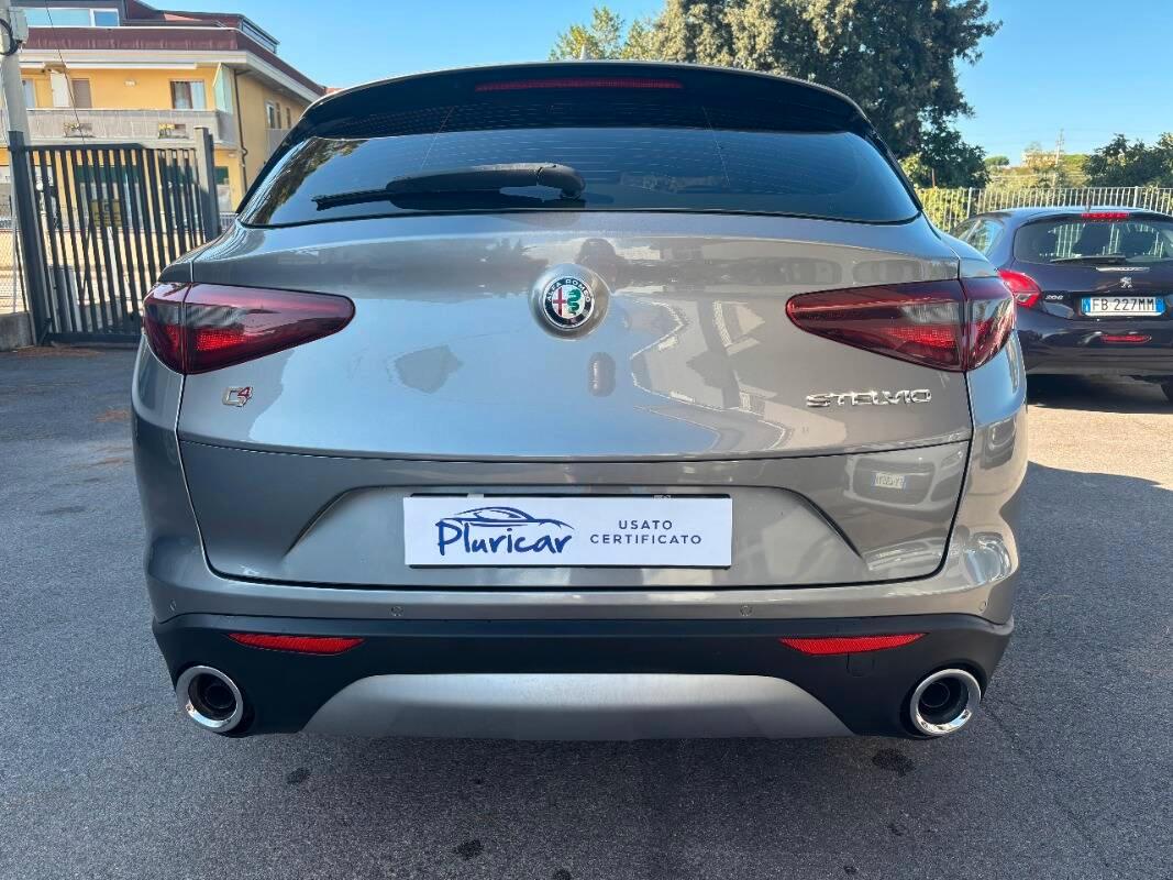 Alfa Romeo Stelvio 2.2 t Business Q4 180cv auto