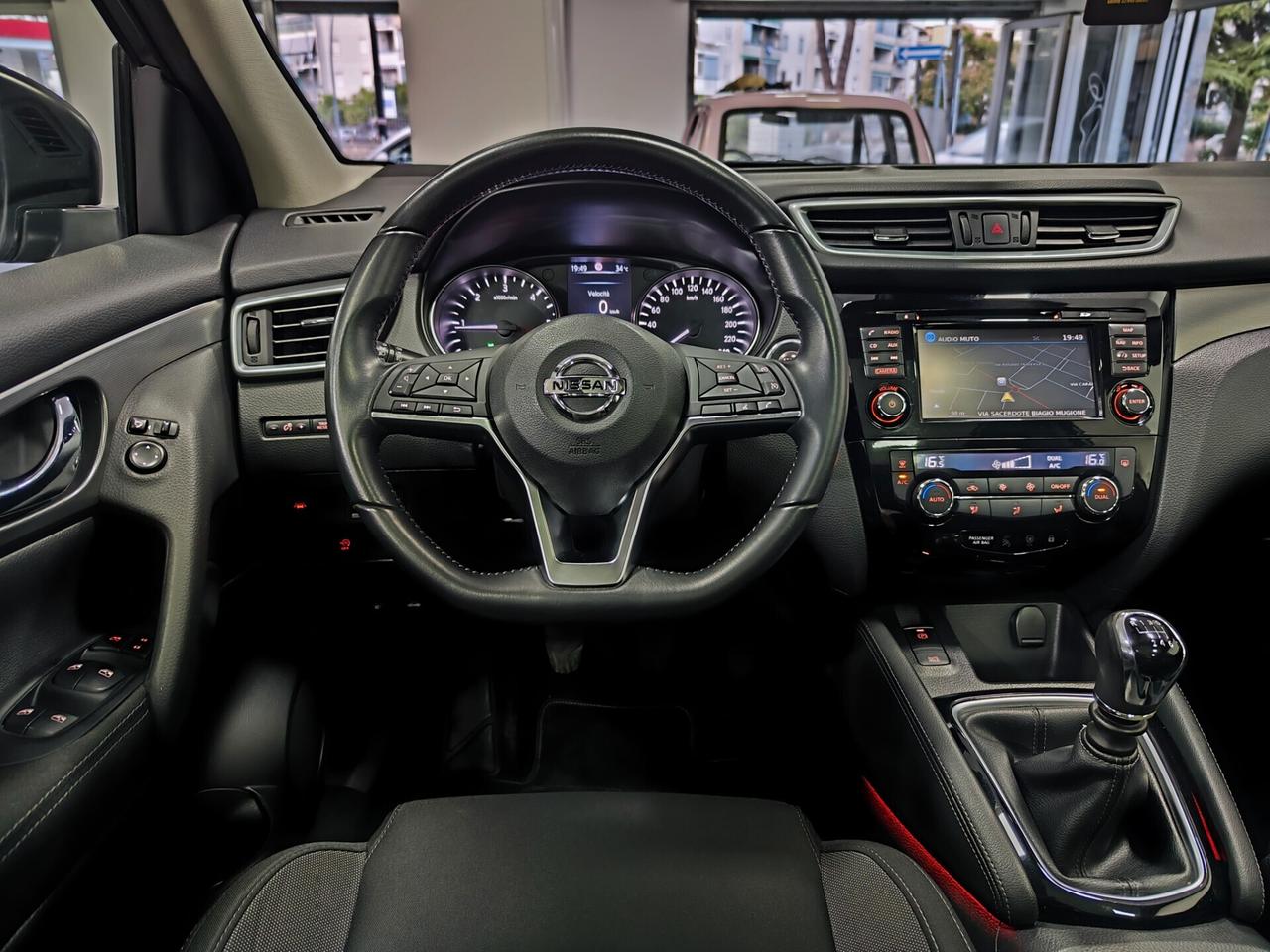 Nissan Qashqai 1.6 dCi 130cv 2WD N-Connecta Tetto