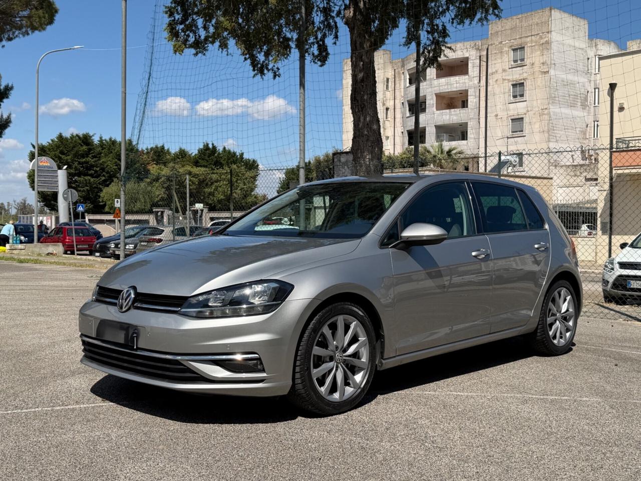 Volkswagen Golf 7.5 Highline virtual cockpit
