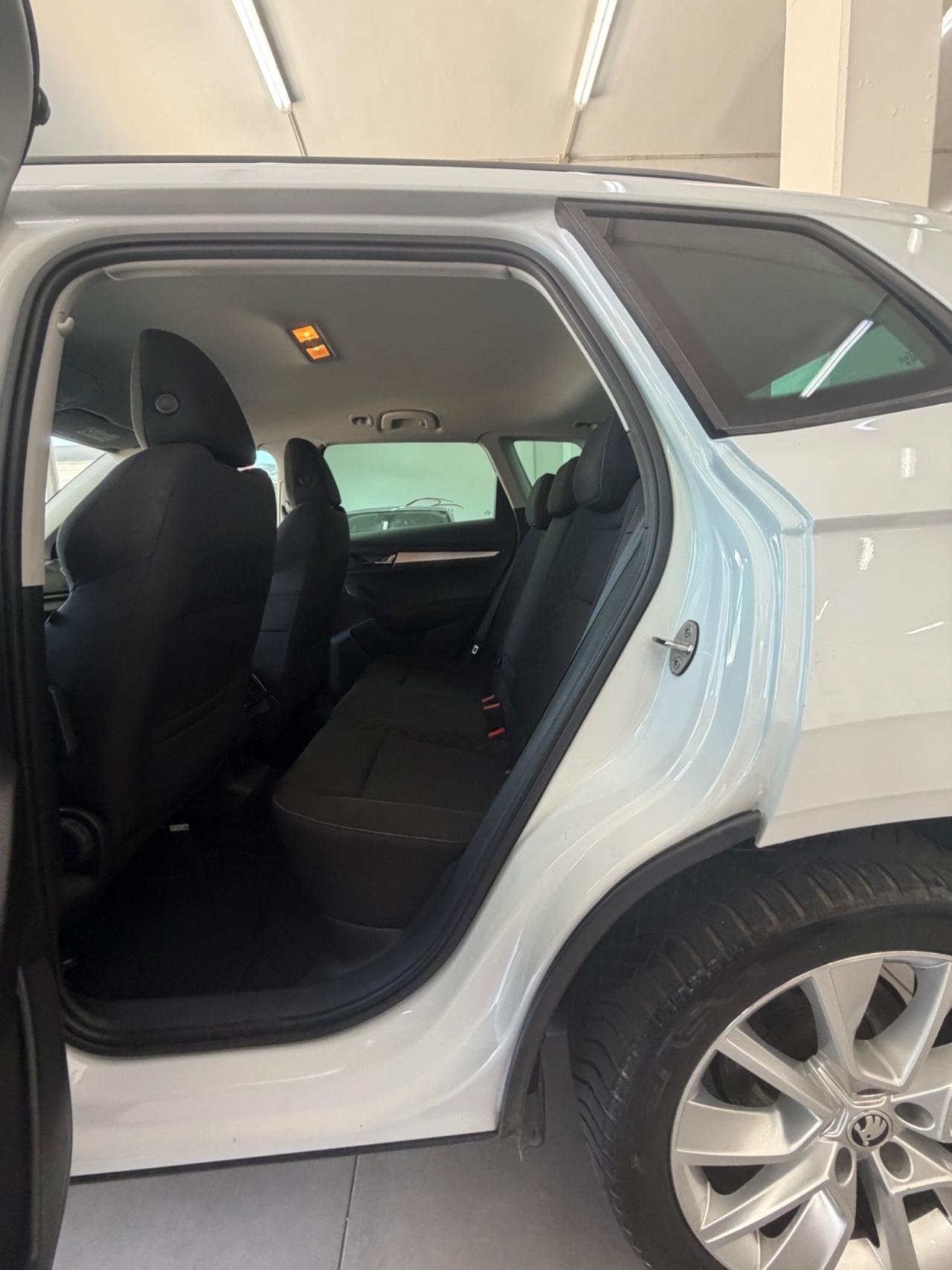 Skoda Karoq 1.6 TDI SCR DSG Style FINANZIABILE