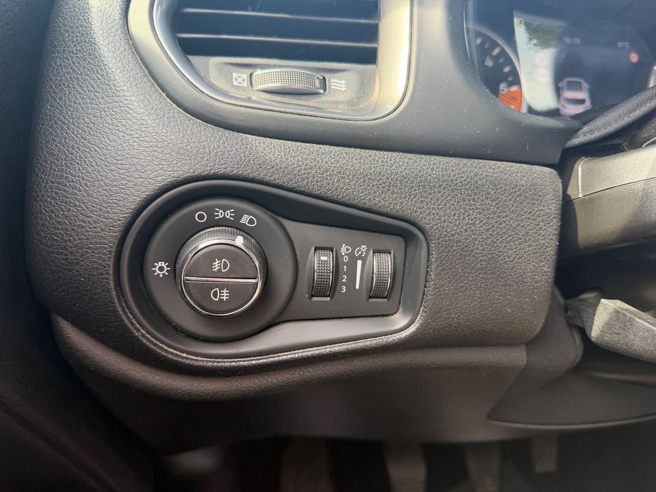 Jeep Renegade Limited 1.6 MultiJet 120cv - #11461