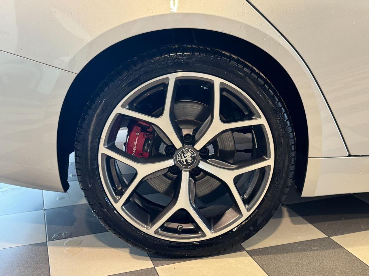 ALFA ROMEO Giulia 2.2 Turbodiesel 160 CV AT8 B-Tech