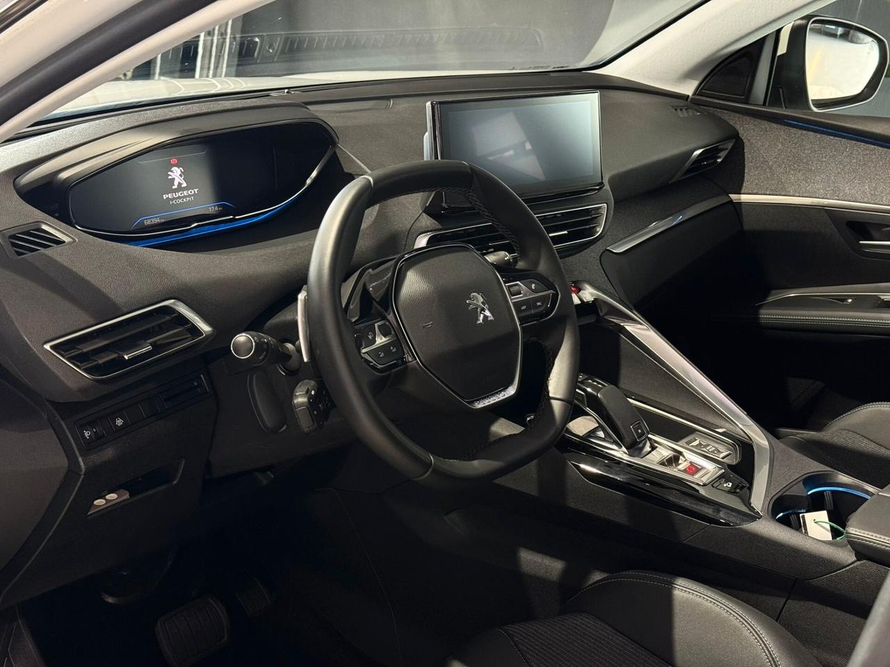 Peugeot 3008 BlueHDi 130 S&S EAT8 Allure Pack