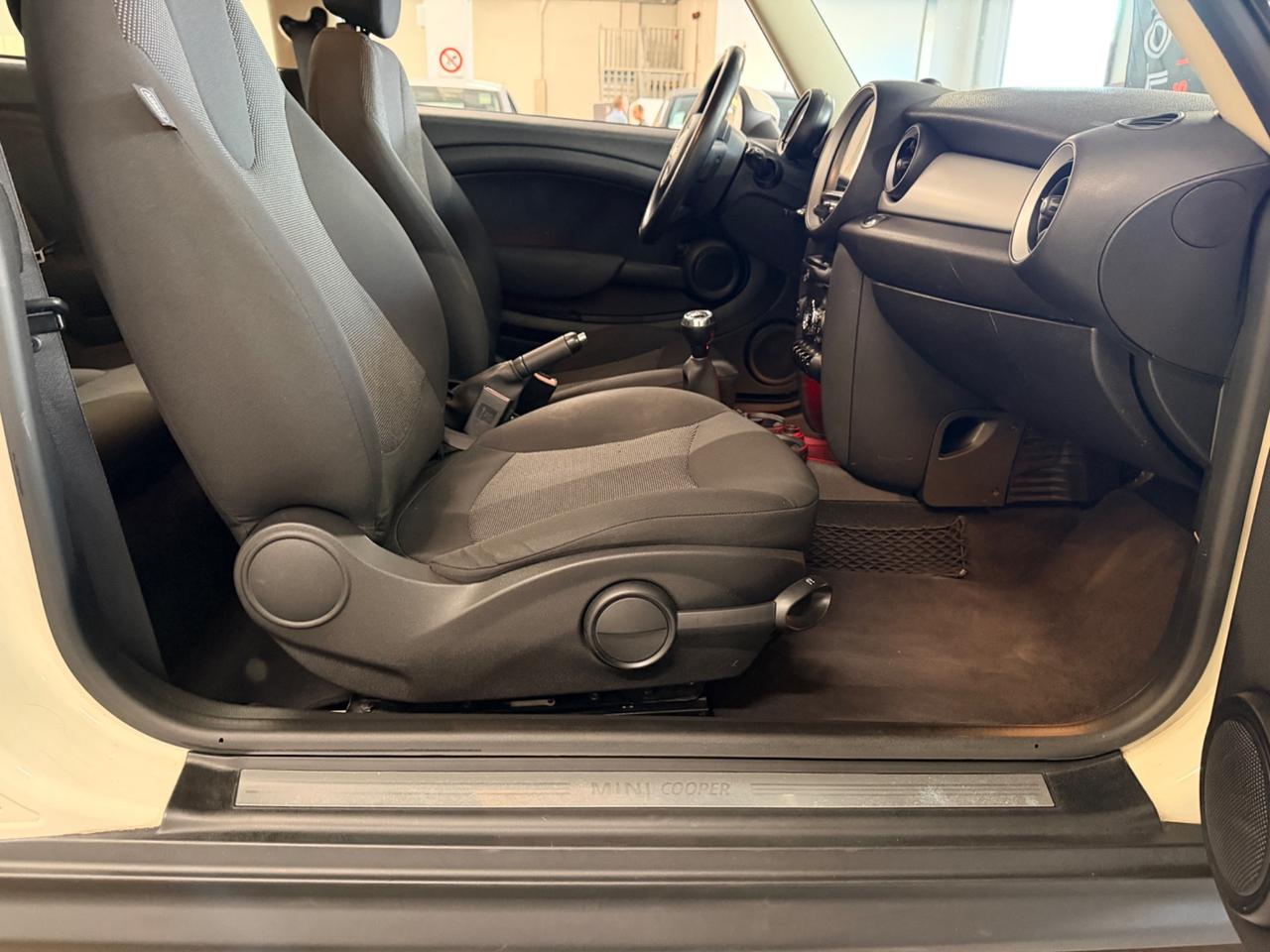 Mini 1.6 16V Cooper D
