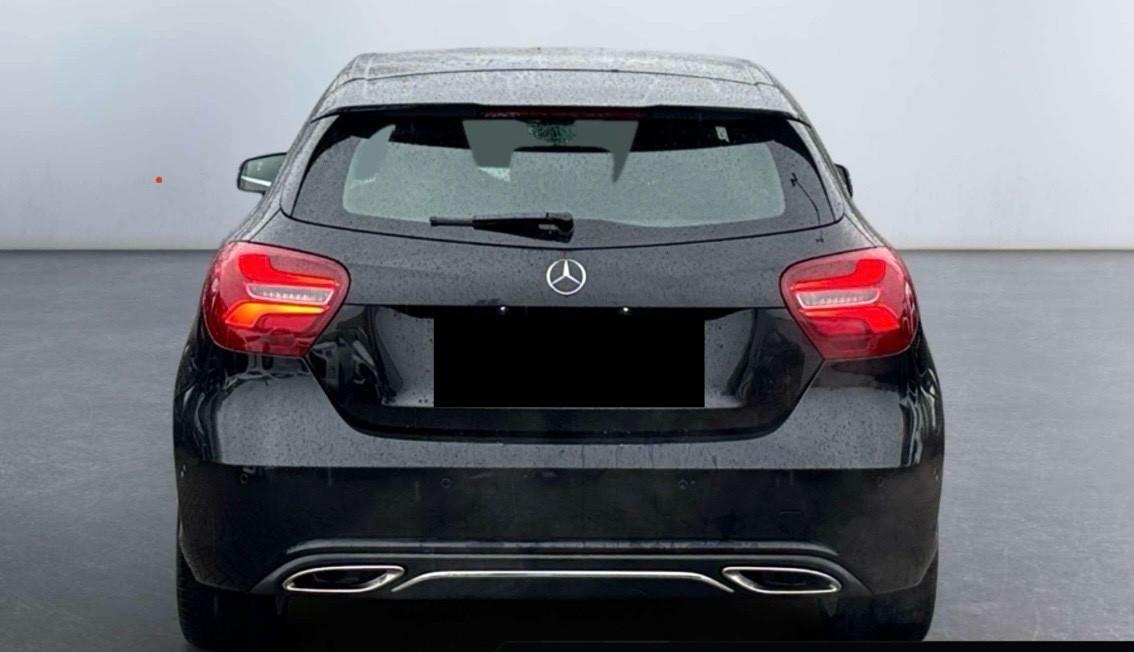 MERCEDES Classe A 180d Sport - Led Navi 17