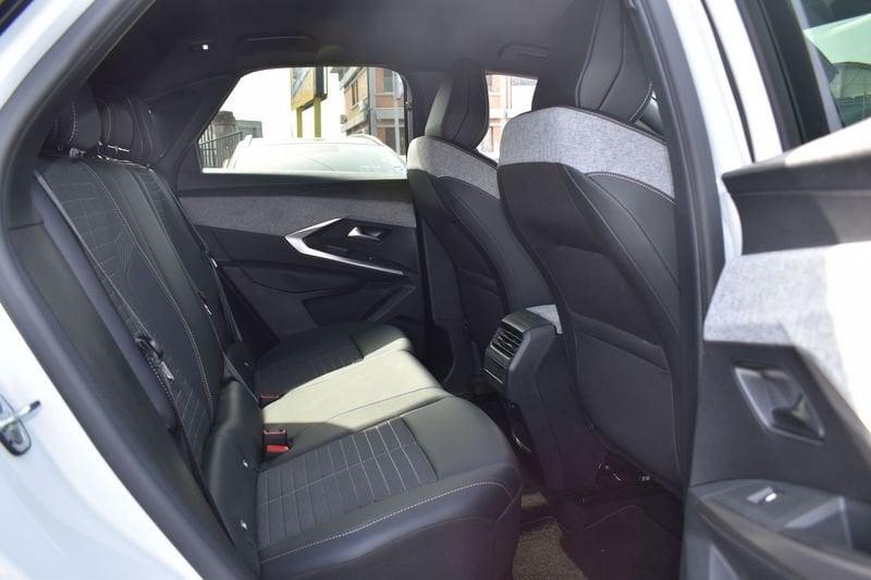 Peugeot 3008 Hybrid 145 Allure e-DCS 6