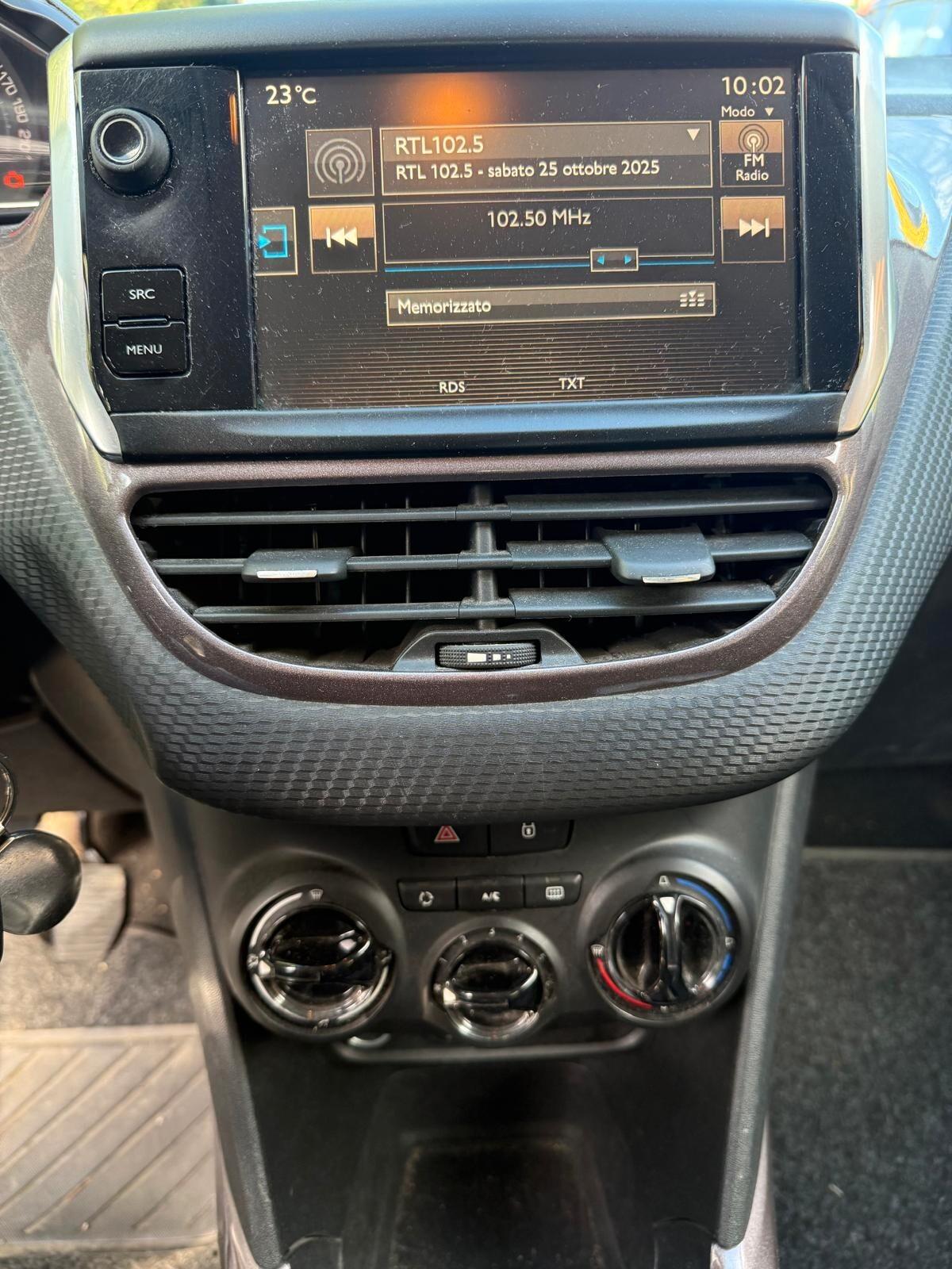 Peugeot 2008 PureTech 82 Active UNICO PROPRIETARIO COME NUOVA