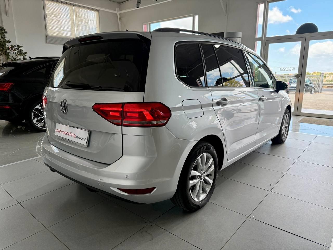 Volkswagen Touran 1.6 TDI 115 CV SCR DSG Business 7 POSTI