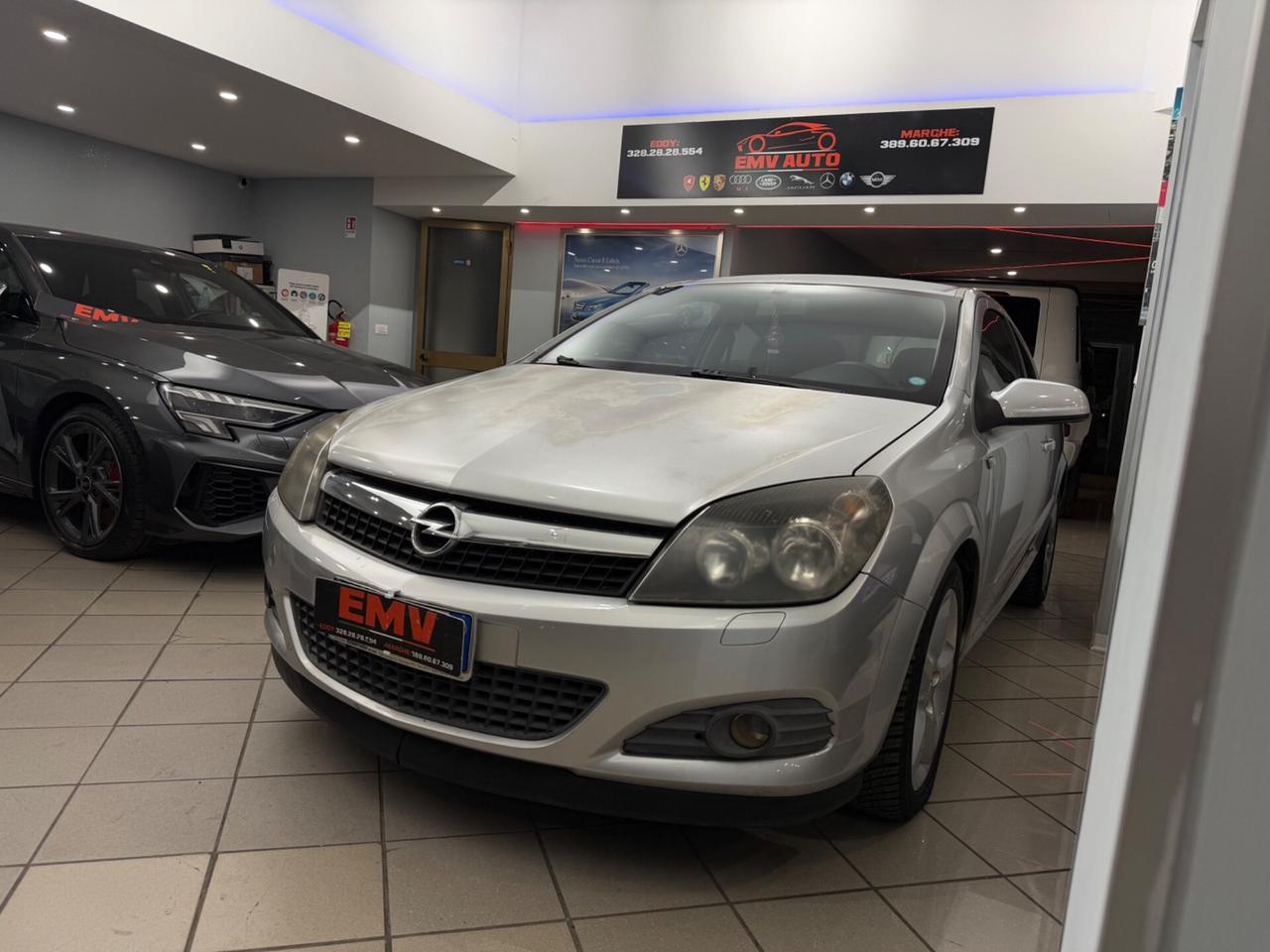 Opel Astra GTC 1.7 CDTI 101CV 3 porte Cosmo