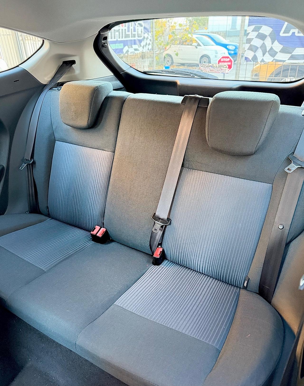 Ford Fiesta 1.2 Benzina Titanium 82 Cv