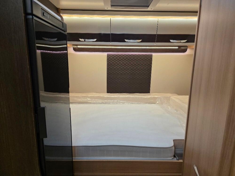CAMPER MCLOUIS GLAMYS 226