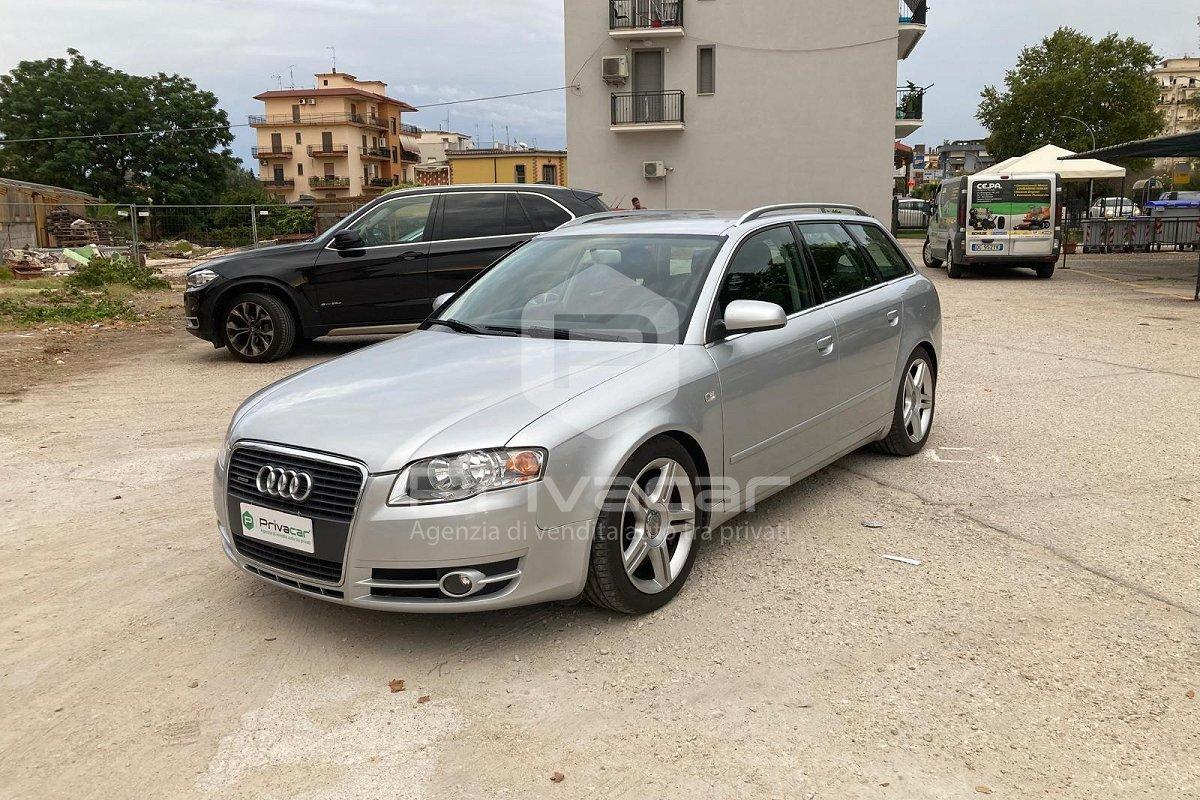 AUDI A4 2.0 16V TFSI Avant quattro Top