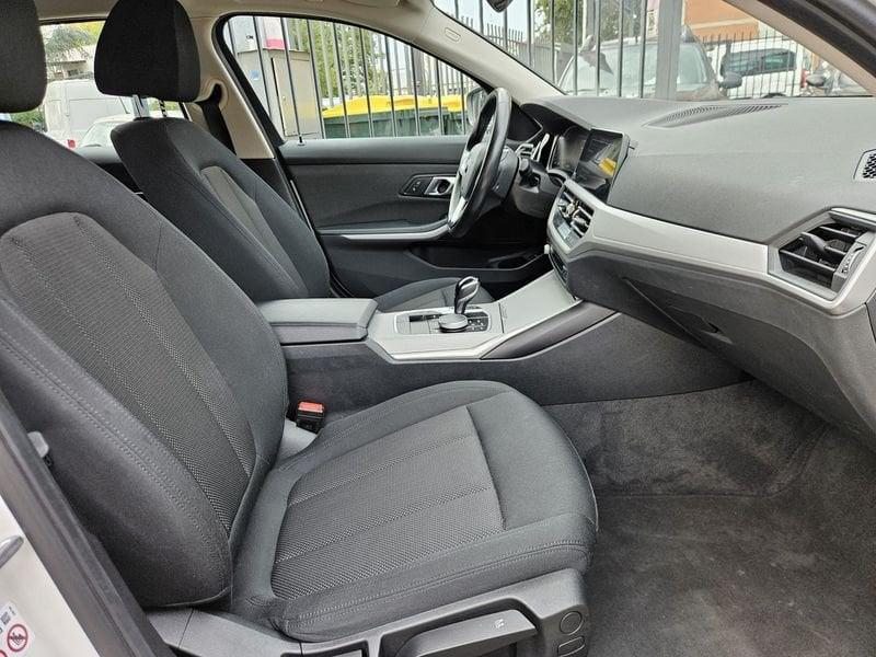 BMW Serie 3 318d 48V Business Advantage auto