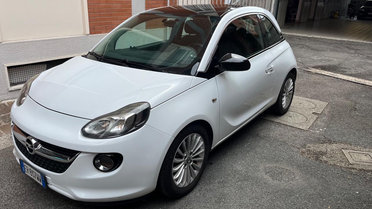 Opel Adam 1.2 70 CV