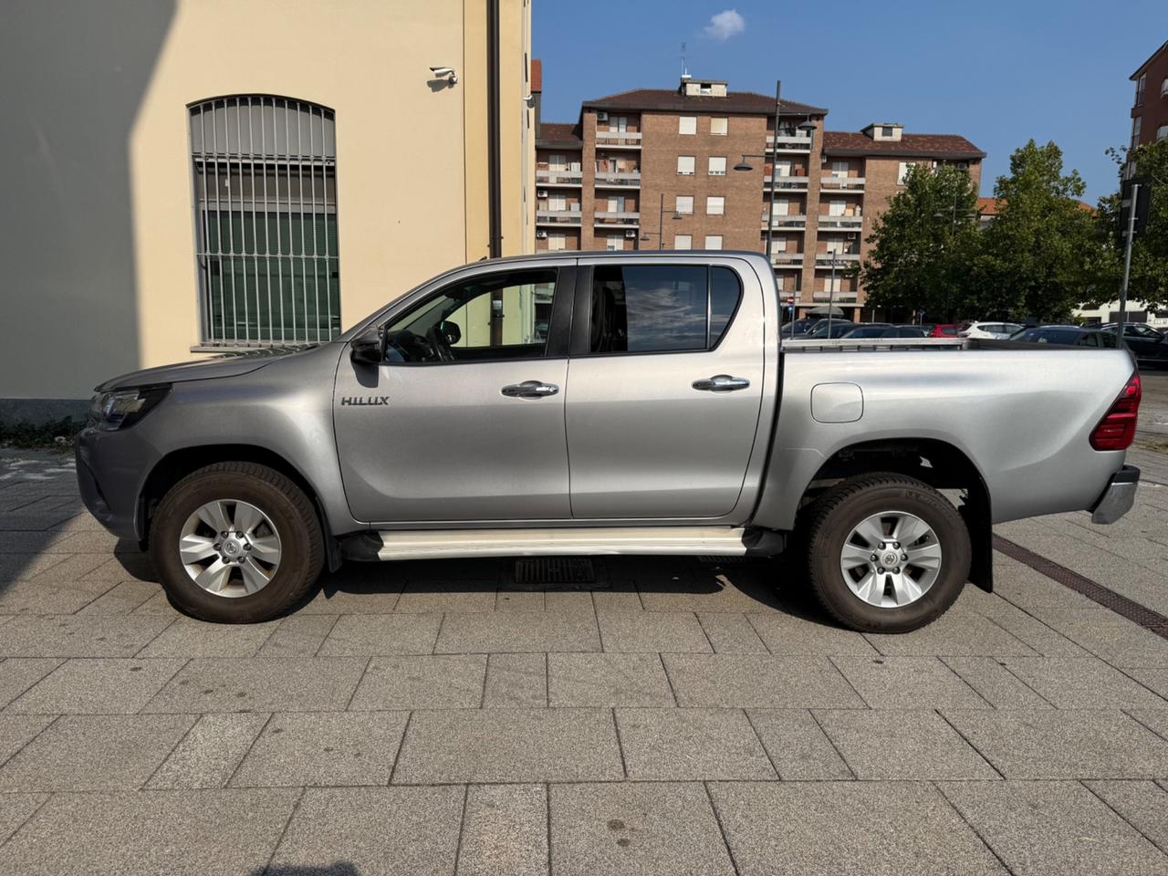 Toyota Hilux 2.4 D-4D 4WD 4 porte Double Cab Comfort