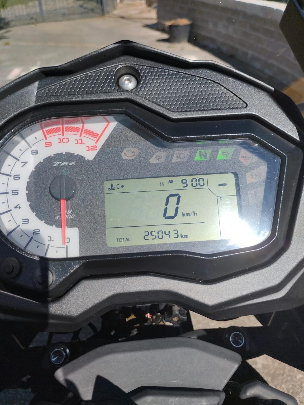 Benelli TRK 502