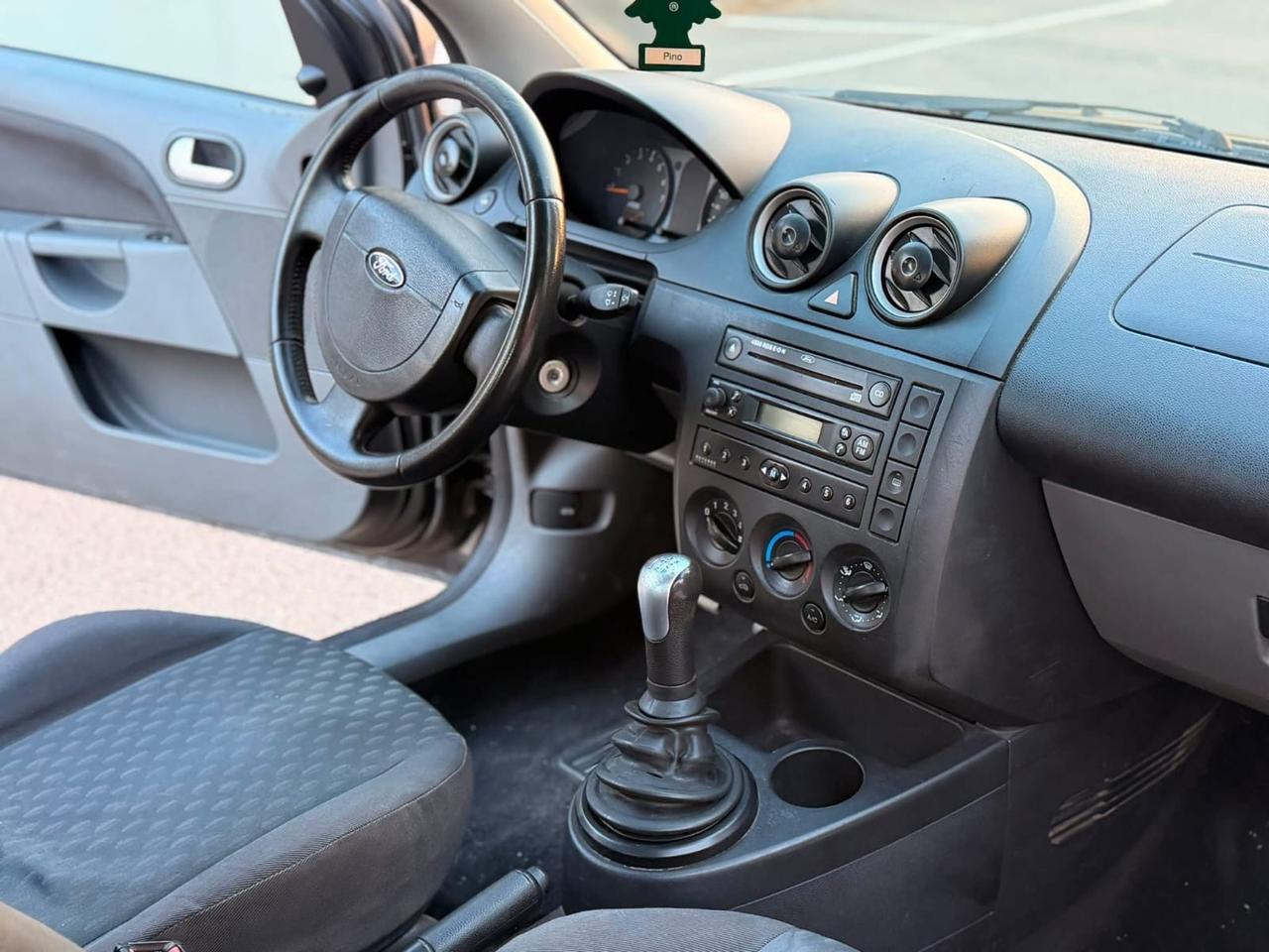 Ford Fiesta 1.4 16V 5p. Zetec