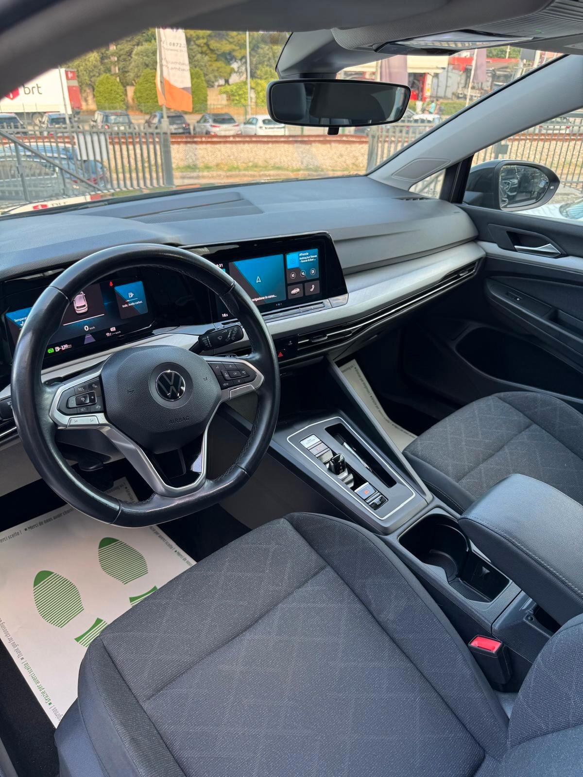 Volkswagen Golf 2.0 TDI DSG 115CV