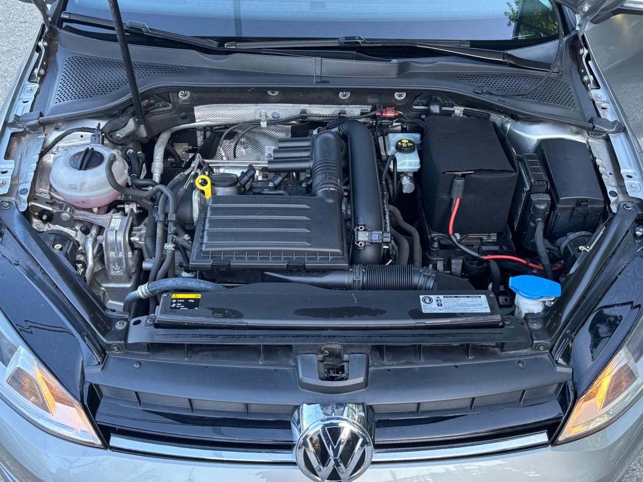 Volkswagen Golf 1.4 TSI 125CV 5p. Highline OK NEOPATENTATI