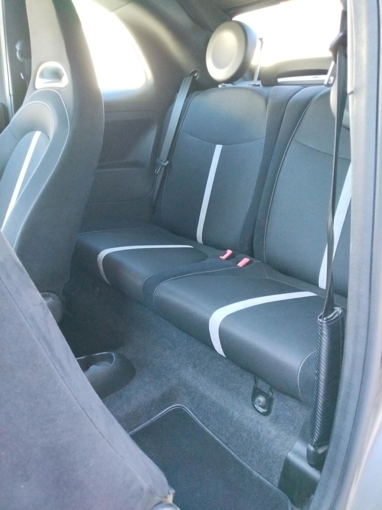 Abarth 500 C 1.4 Turbo T-Jet MTA