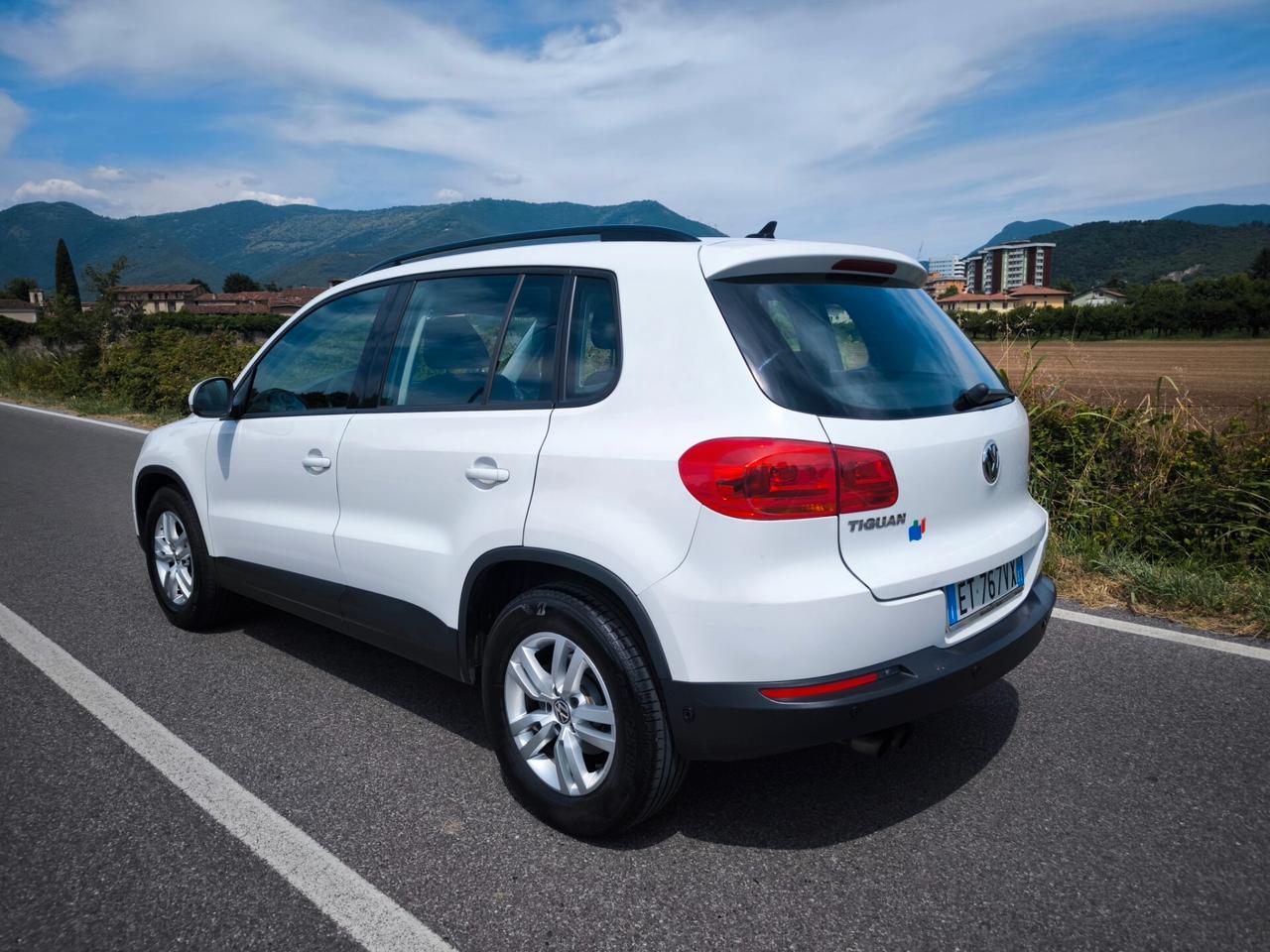 VOLKSWAGEN TIGUAN 1,4 TSI BENZINA 122 CV-OK NEOPATENTATI-GANCIO TRAINO