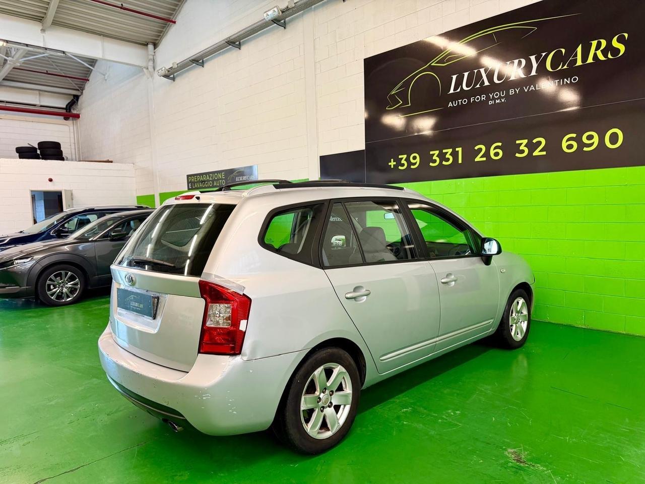 Kia Carens 2.0 CVVT EX Class