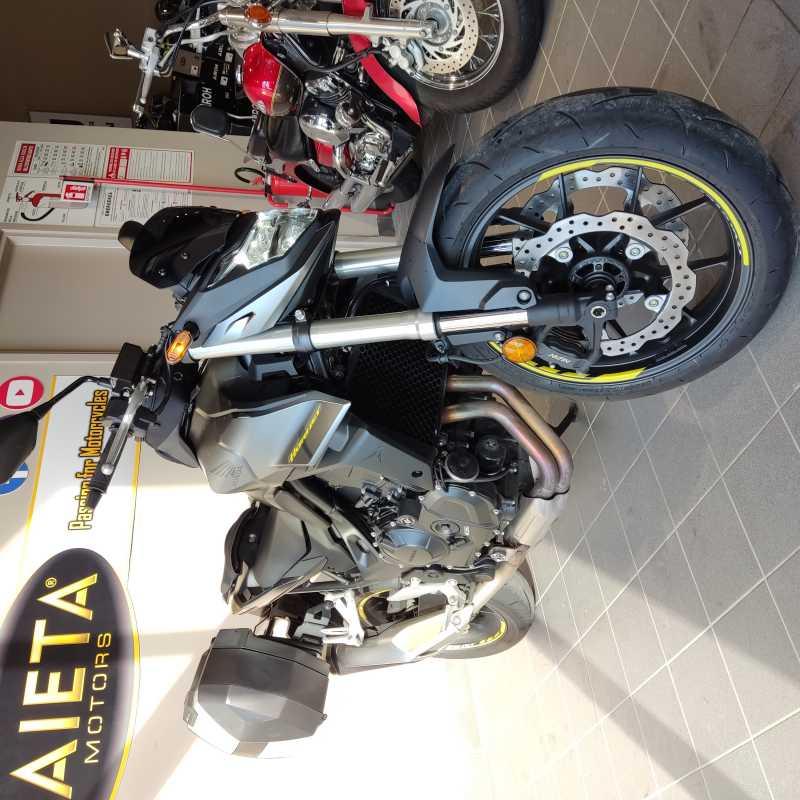 Honda CB 750 Hornet - 2024