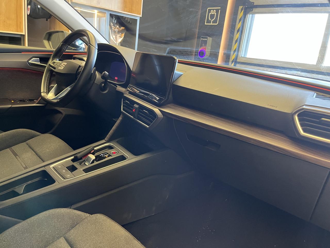 SEAT Leon IV 2020 - Leon 1.5 etsi Xcellence 150cv dsg