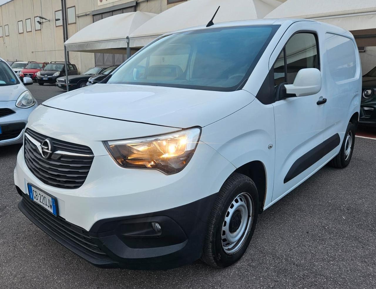Opel Combo Cargo 1.5 Diesel - 3 POSTI -