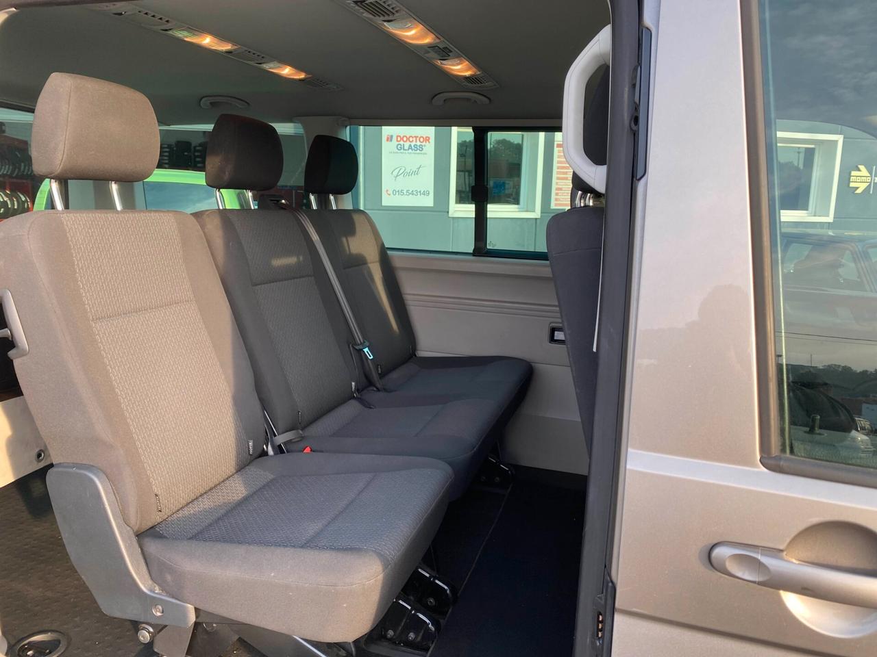 Volkswagen Transporter 2.0 TDI PC Kombi