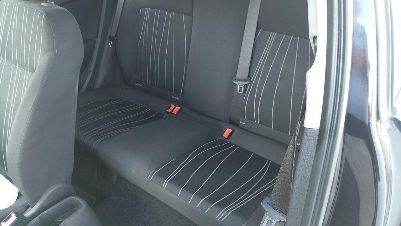 Opel Corsa 1.2 - 2011