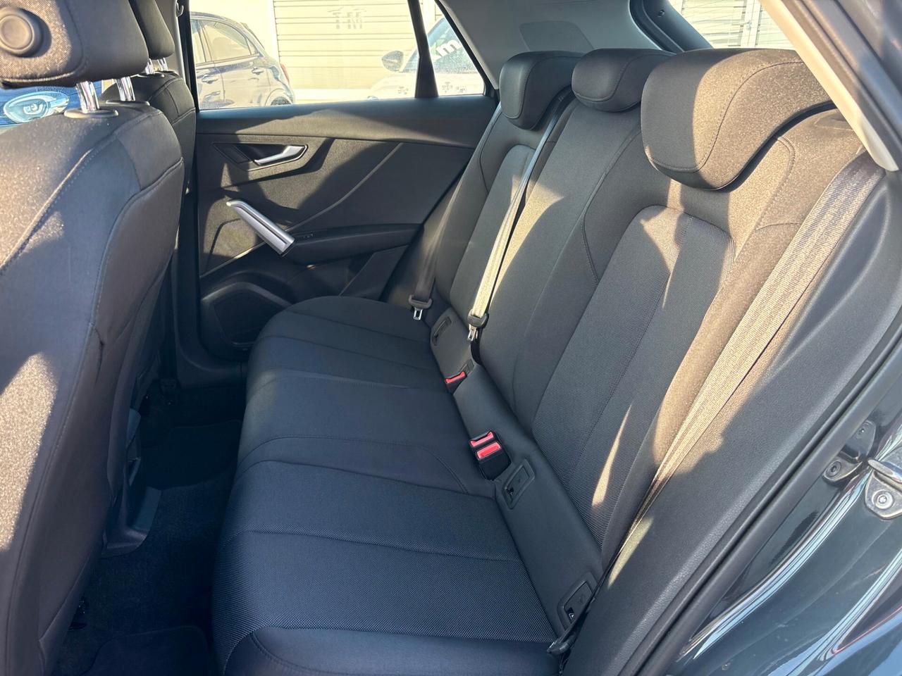 Audi Q2 35 TDI S tronic Business