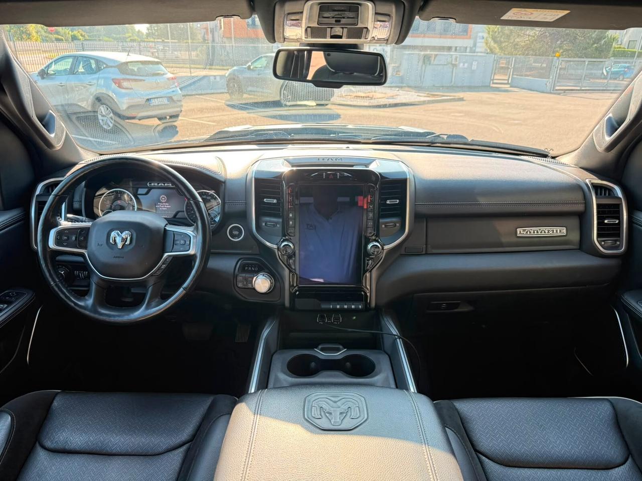 Dodge RAM 1500 5.7 V8 LARAMIE 400cv at8 MY21 GPL
