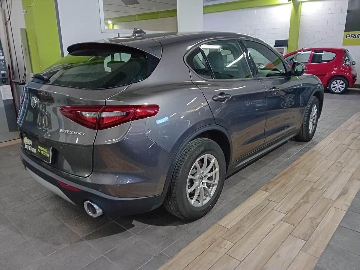 Alfa Romeo Stelvio 2.2 TD 190 CV AT8 Q4 Executive