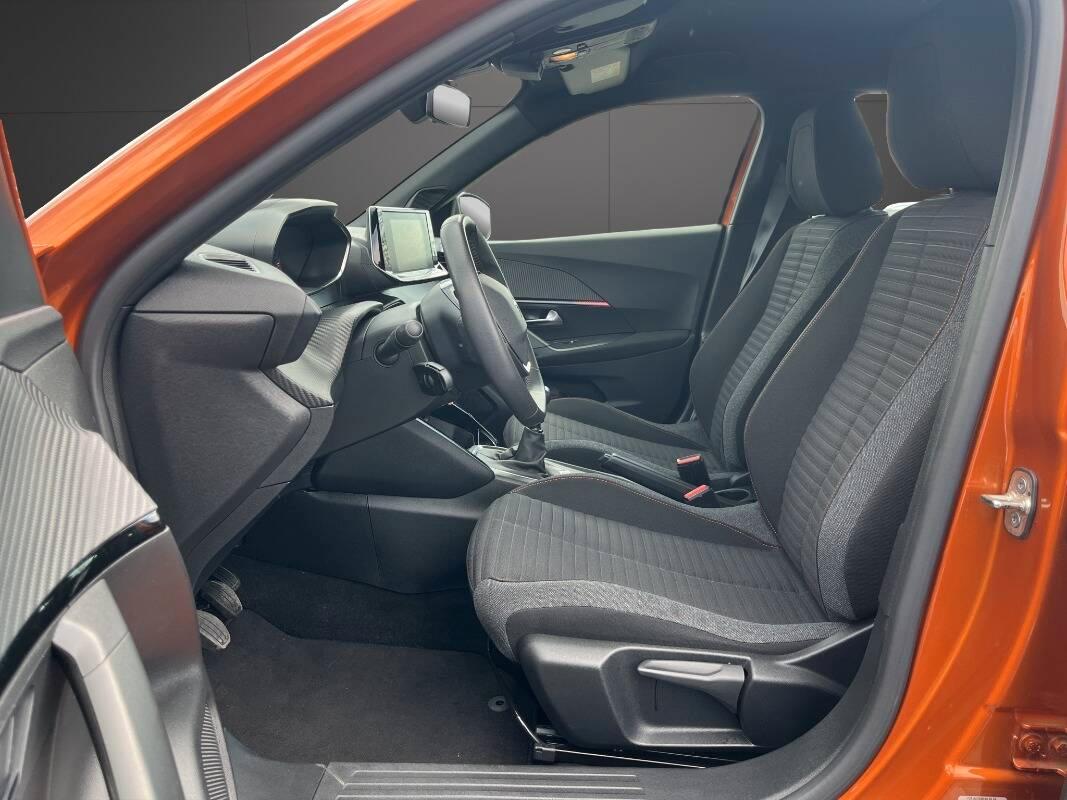 Peugeot 2008 1.2 puretech Active Pack s&s 130cv