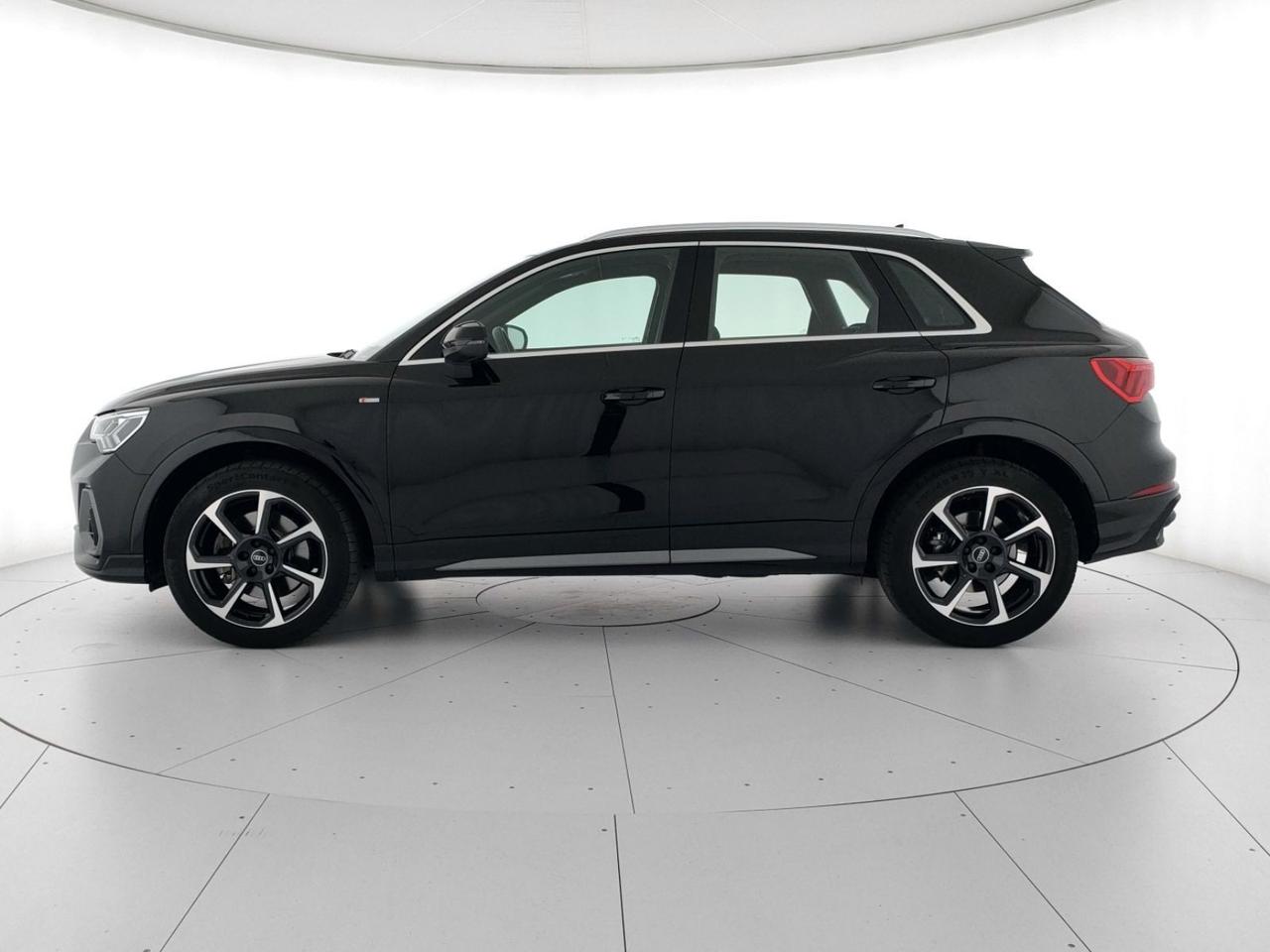 Audi Q3 40 2.0 tfsi s line edition quattro s-tronic