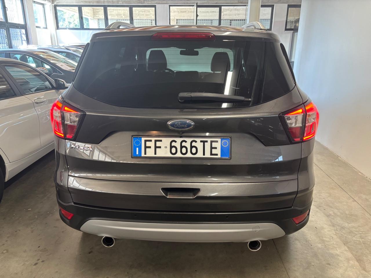 Ford Kuga 1.5 TDCI AUTOMATICA Powershift Titanium